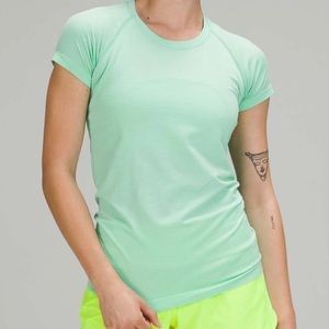 Lululemon Swiftly Tech Short Sleeve 2.0